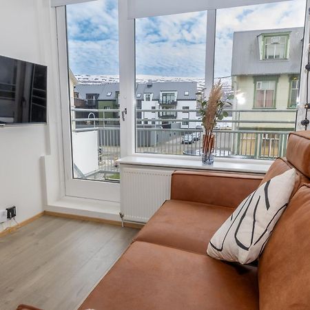 Charming Deluxe Apartment Akureyri Cameră foto